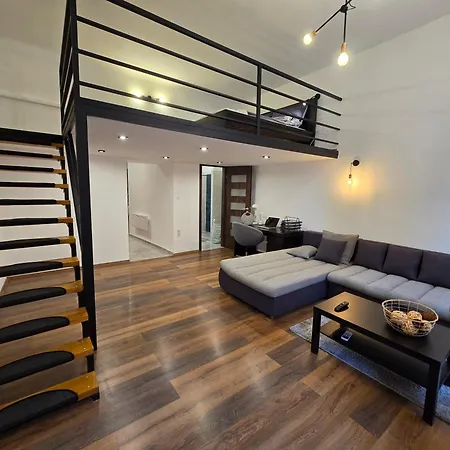 Apartment Da Vinci Loft Budapest